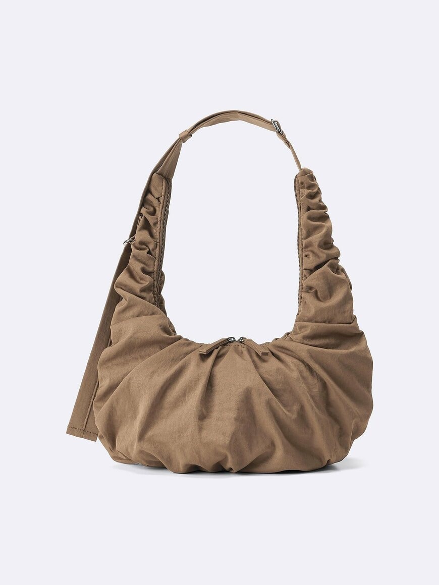 GU公式　ダンプリングバッグ