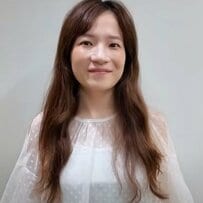 【大変身】友人に「切ってくる宣言」をしてきた女性が〈マッシュショート〉で別人級の仕上がりに！