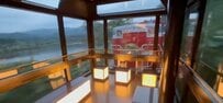 鉄道ファンが旅行で「DLばんえつ物語」グリーン車に乗車　窓から広がる絶景と「特別感あふれる車内」がたまらない
