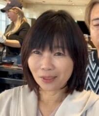 インドネシアで暮らしていた女性のセルフカットで「滅茶苦茶」になった髪。修正を施し、ひし形シルエットのショートヘアを作るプロのスタイリング
