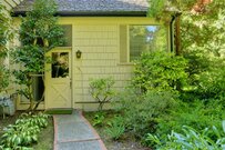 【ガーデニング】グリーンメインなら手間いらず！玄関・庭の「おしゃれ化計画」おすすめグリーン6選