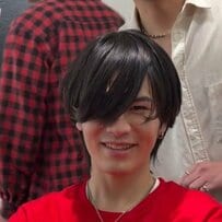 【大変身】染めたことがない男性が人生初のカラーで一気にイメチェン！ミルクティーベージュで軽やかに！