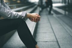 年収1000万円でも貯金ゼロ世帯がこんなにいる！衝撃の実態と背景