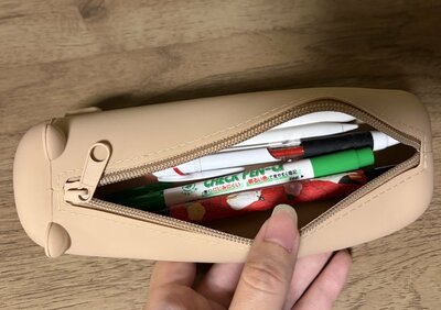 キャンドゥ、アニマルシリコーンペンポーチ くま商品画像