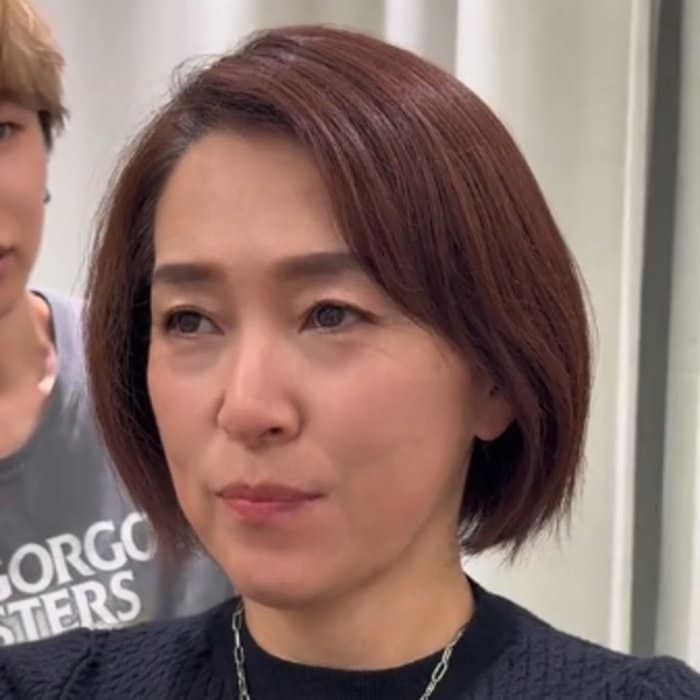【お任せでショート】希望の女性がカットを依頼→〈秋冬にもぴったりな〉襟足がシュッとしたショートに大変身！