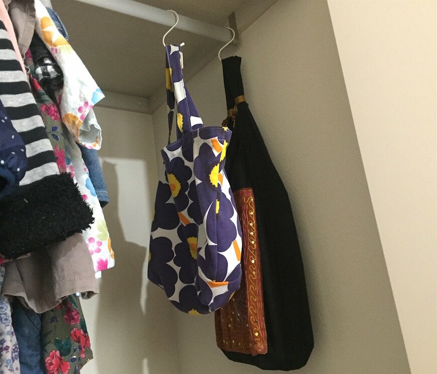 クローゼットの端っこを利用して