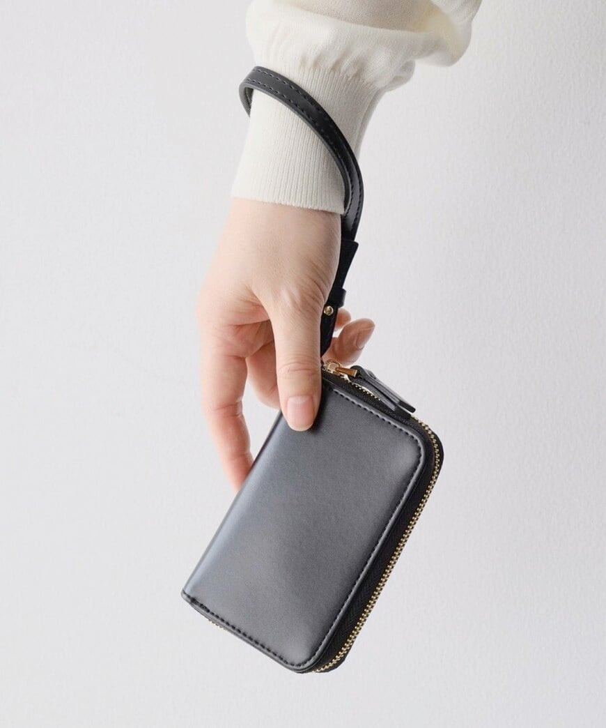 出所：アフタヌーンティー公式　ミニウォレット/TAEKO HIGASHIHARA×Afternoon Tea