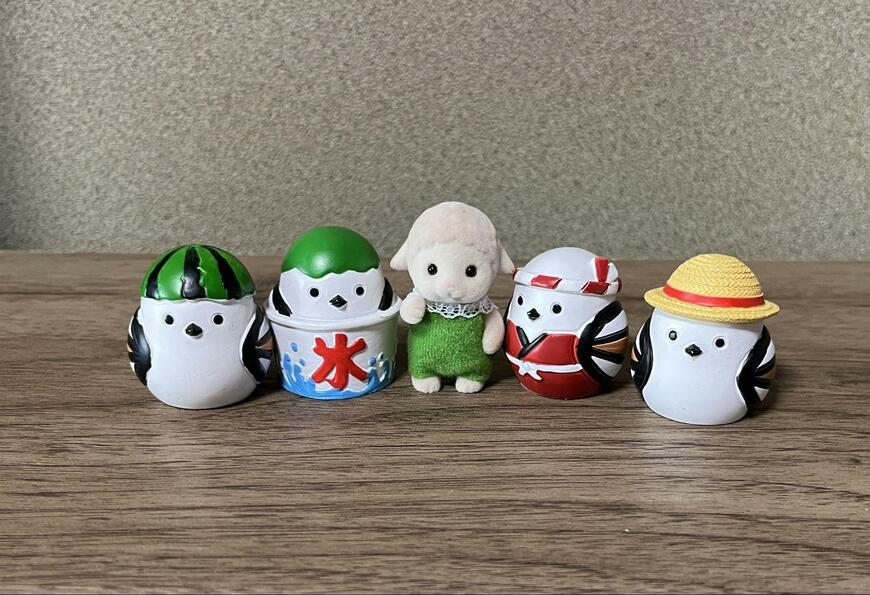 キャンドゥ、シマエナガの置物写真