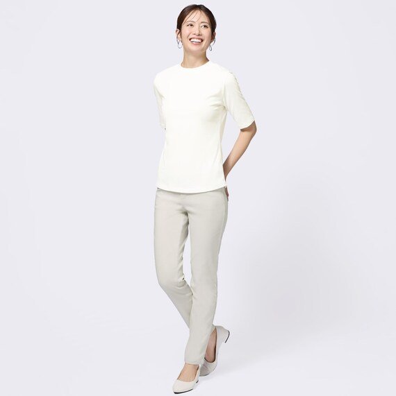 ニトリ公式　ベーシックモックネック５分袖Ｔシャツ