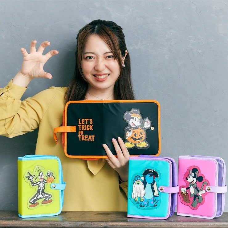 しまむら公式　ミラー付きメイクポーチ（Disney）