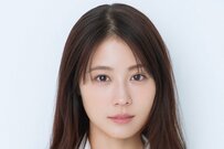 32歳 有村架純 ノースリーブ黒ドレス姿で美貌爆発！全身ショットが反響「わぁ綺麗」「眼福」「どんどん綺麗になる」