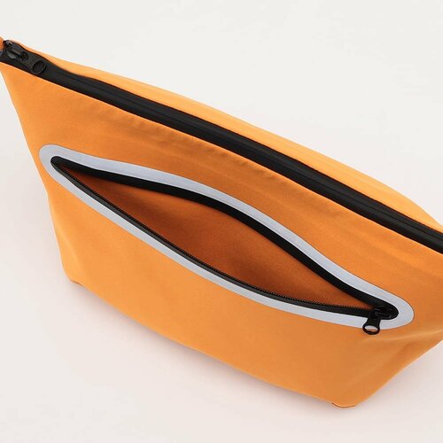 エクトジェル防水リフレクトポーチ中