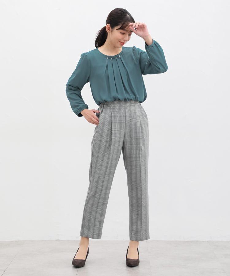 出所：ハニーズ公式通販 あったか裏地ブラウス