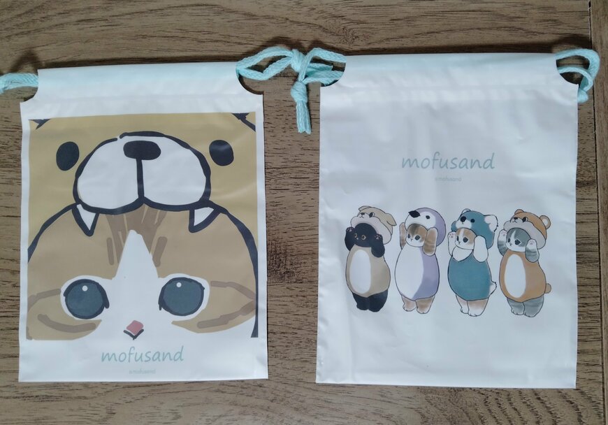 筆者撮影（セリア、mofusand ソフト巾着 2P）