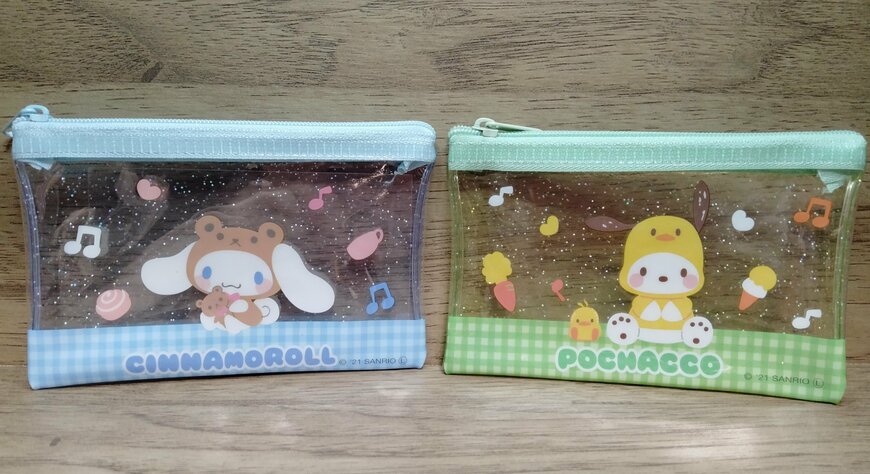 筆者撮影（セリア、ラメポーチ（S）C/N・セリア、ラメポーチ（S）P/C）