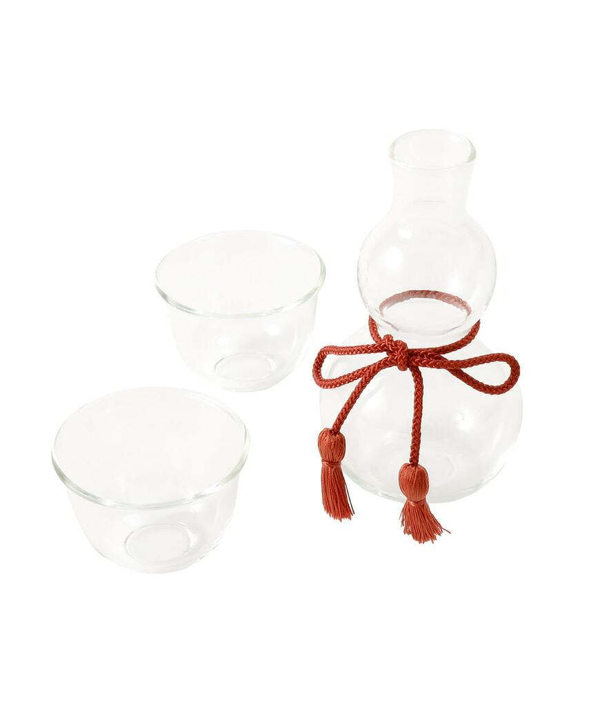 出所：パルグループ公式ファッション通販サイト 3COINS 酒器セット/お正月