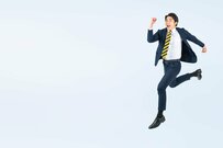 「野原ひろし」の年収600万円台がうらやましい。日本の男性の「年代別の平均年収」はいくら？平均年収一覧表で見る！