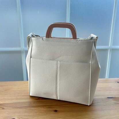 きなこっこ しまむらコラボ 推し活バッグ 黒 きなこっこ痛バ再販！しまむら限定、受注生産で買い逃しなし | 義実家