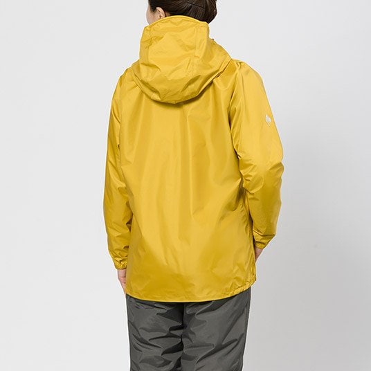 オシャレを妨げないすっきりとしたシルエット