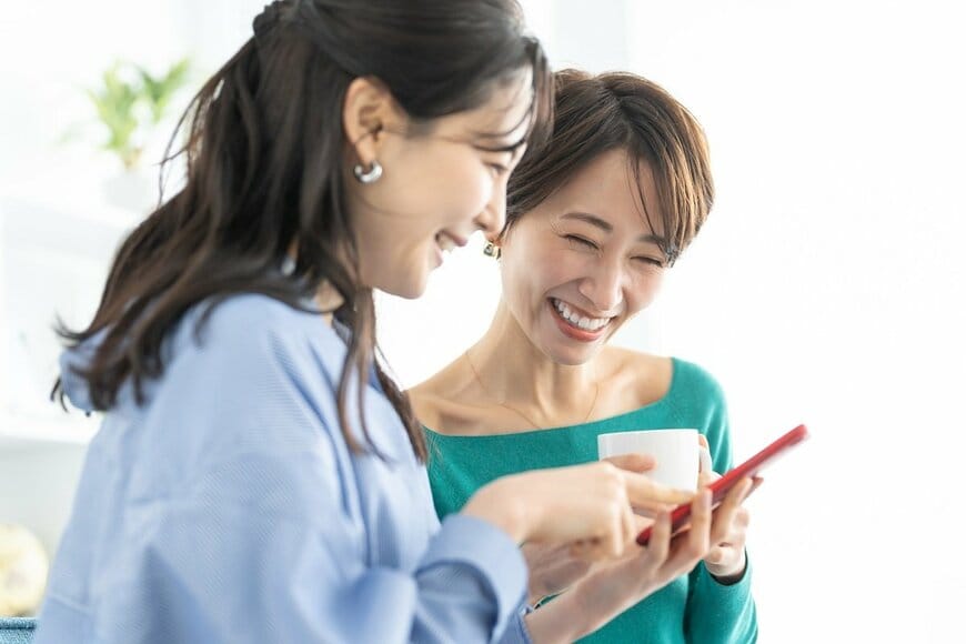 【児童手当の一覧表】18年間でいくら？第1子・第2子は234万〜245万円、第3子以降は要件を満たせば648万〜681万円。冬のボーナスの平均も