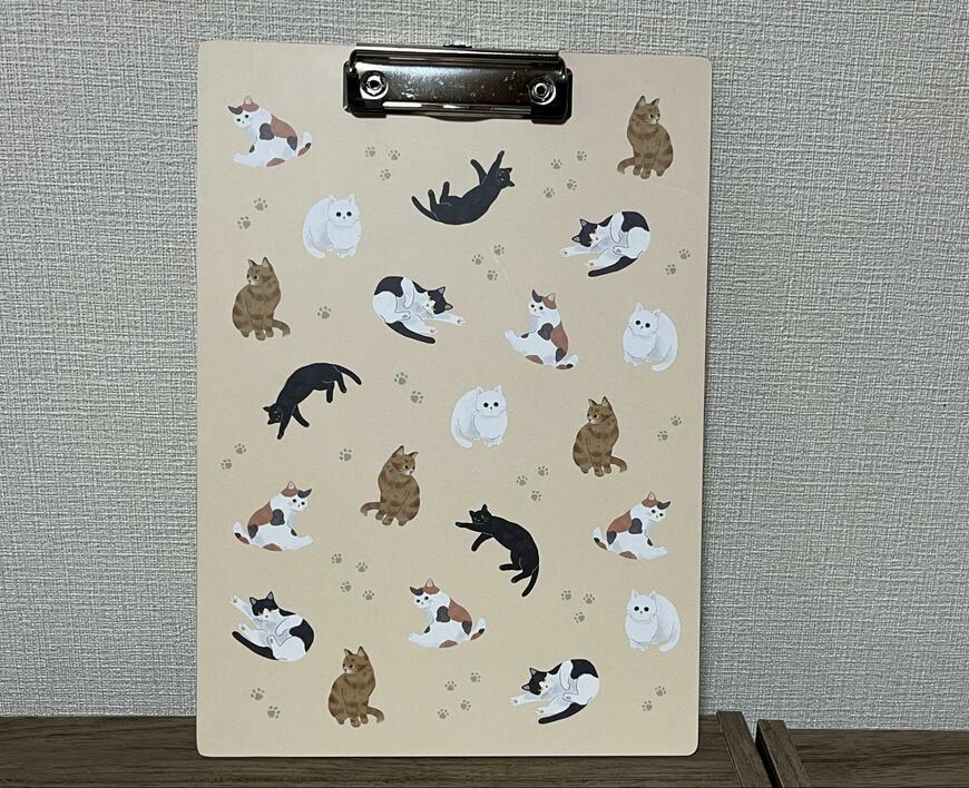 セリア、A4 MDF クリップボード タテ ねこ商品画像