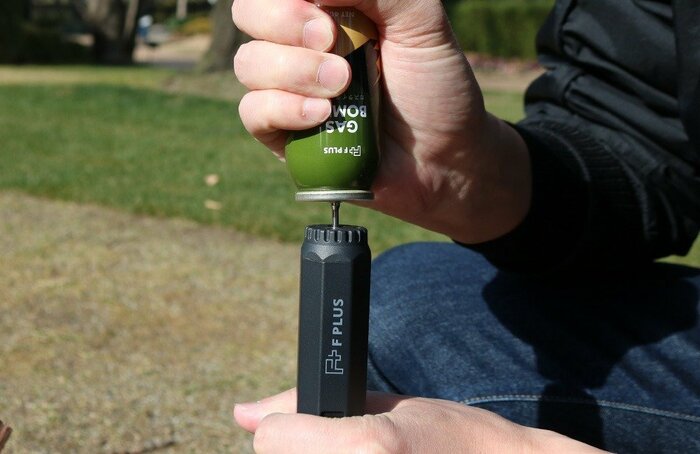 市販のガスライター専用ガスボンベで再充填ができるのも大きなメリット