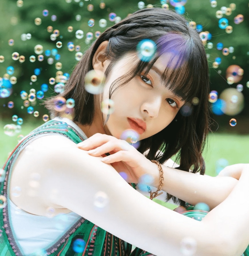 FRUITS ZIPPER鎮西寿々歌、“和モダン”なランウェイ出演後オフショットに「宇宙一かわいい」「最高すぎる」の声