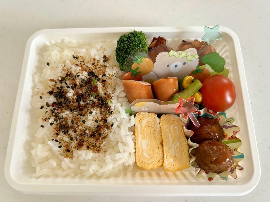 セリア「お弁当仕切りシート」使用後の弁当