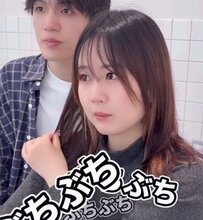 【顔周りカット】ドライヤーで「ぶちぶち…」と髪が切れてしまうロングヘアの女性　プロのレイヤーカットで可愛らしく大変身！