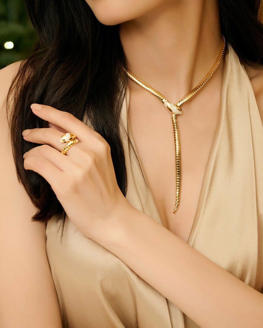 出所：ブルガリ・ジャパン合同会社「【ブルガリ】 “Together We Celebrate” 大政絢とともにブルガリが贈るホリデーシーズン 2024」