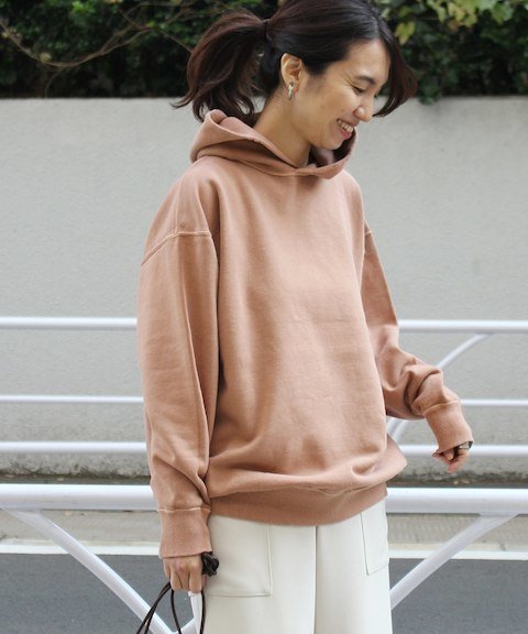 FRAMeWORK - フードダメージスエットパーカー ¥19,440（税込）