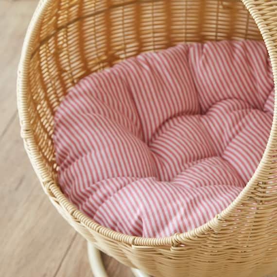 出所：ニトリ公式通販ニトリネット 癒しの空間を与えるペット用ハンギングチェアー