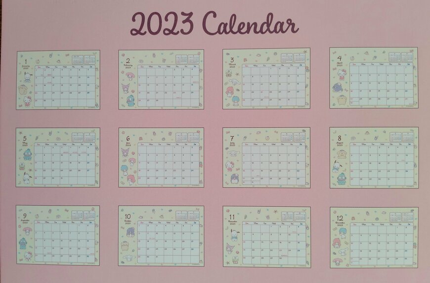 筆者撮影（ダイソー、卓上カレンダー（サンリオキャラクターズ））