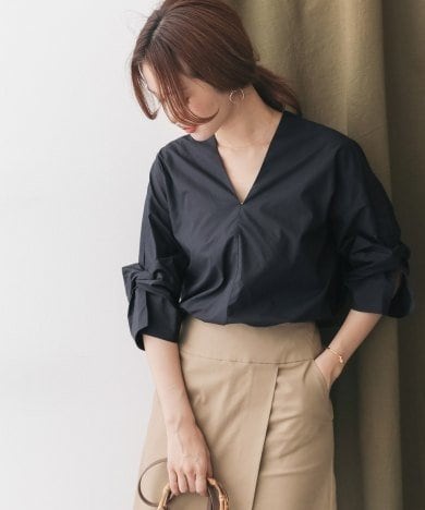DOORS - コットンスリーブクロスブラウス ¥8,100（税込）
