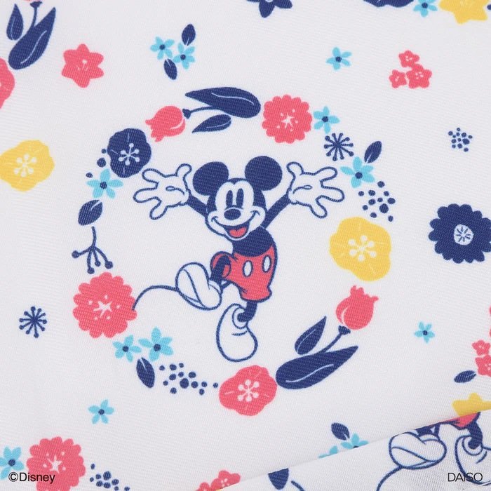 出所：ダイソー　エプロン、撥水加工、ポケット付（ミッキー＆フレンズ）ＦＷ