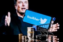 イーロン・マスク氏、ベルリン・ギガファクトリーを視察し生産ラインに自信を示す