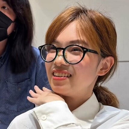「広がらないパーマをあてたい」女性→バッサリカットとボブパーマで「くるくるスタイル」に印象チェンジ