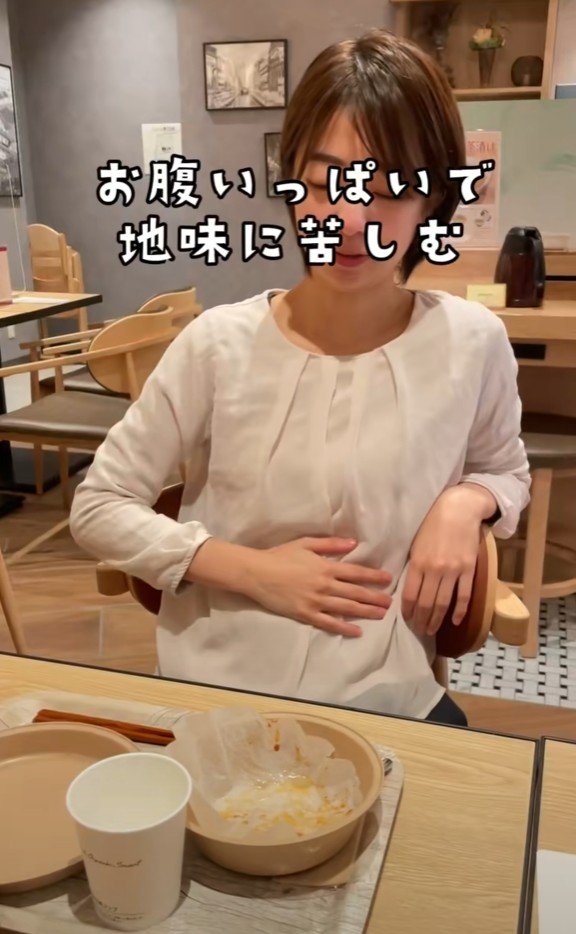 出所：@superhotel_official「スーパーホテルがお届けするホテルあるある朝食ver.」