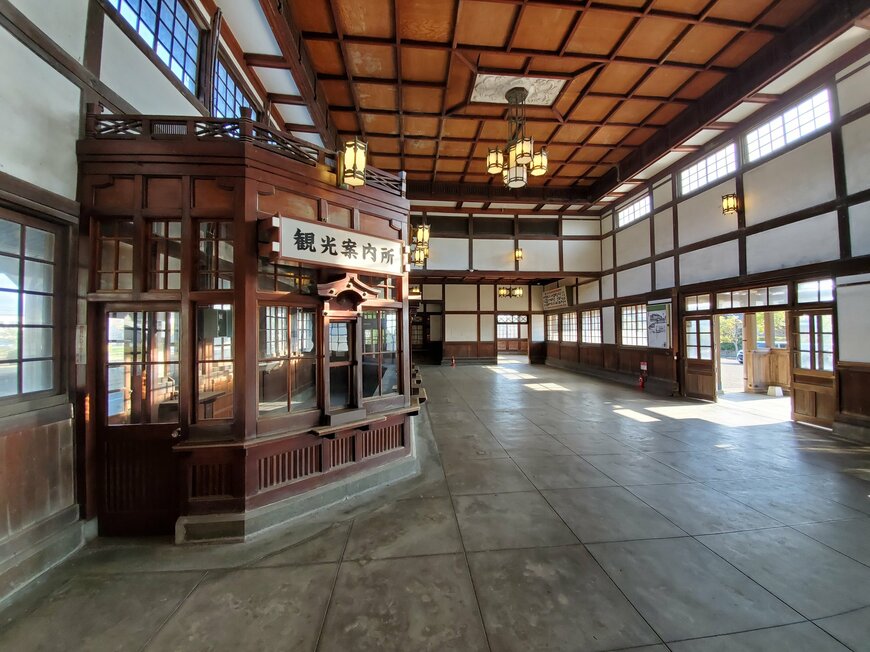 時代を超えて愛される「旧大社駅」