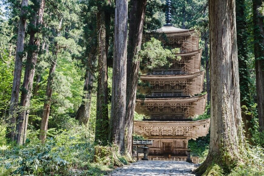 羽黒山の五重塔 