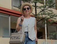 【64歳マダムのプチプラコーデ】GU〈ホワイトショート丈ベスト〉の上品で爽やかな着こなしが素敵！
