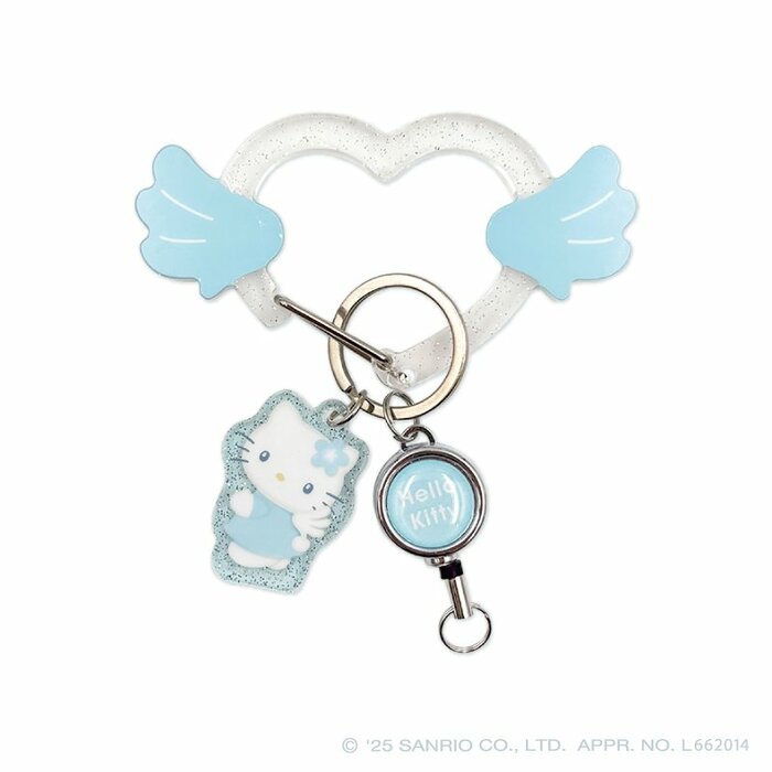 どちらもラメ入りでハートの形がキュート