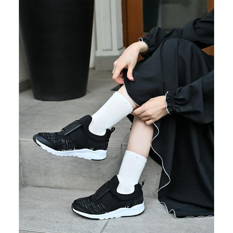 出所：しまむら 公式オンラインストア レディース　スニーカー（MUMU）