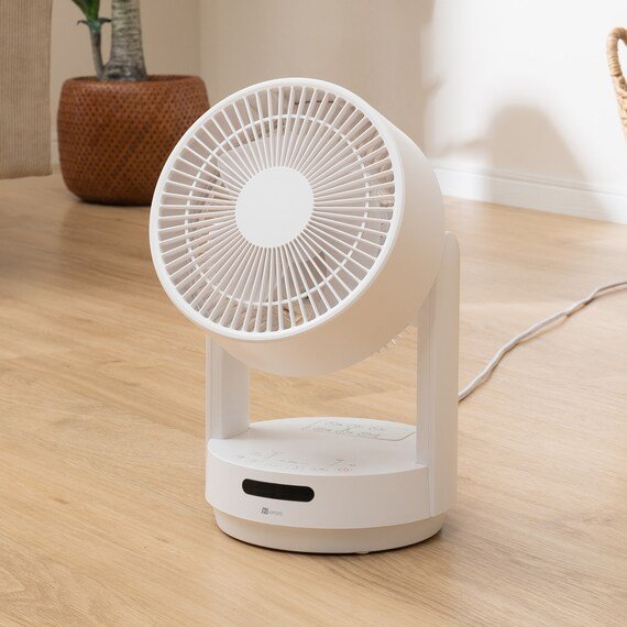 出所：ニトリ公式通販 ニトリネット 3D首振りサーキュレーター 12畳用(ホワイト)