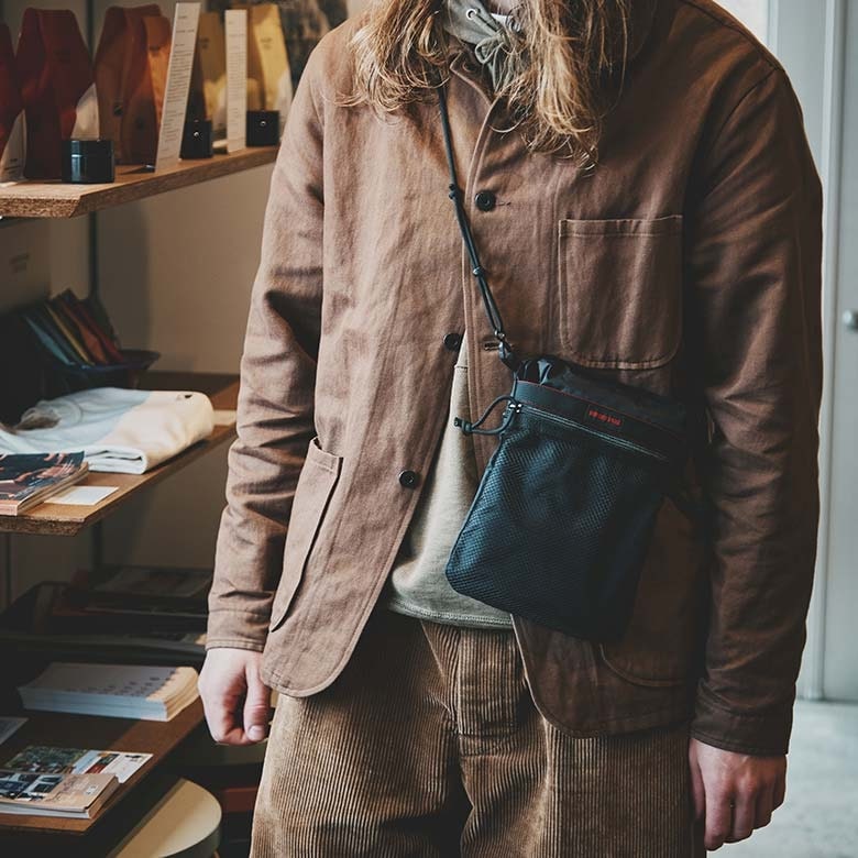 BRIEFING サコッシュトートバッグ