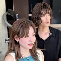 【大変身】「めっちゃいい感じです」と歓喜！前髪ぱっつんにしたい女性がレイヤーと暗めカラーで可愛くイメチェン！