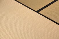 海鮮料理店で見つけた畳の「ヘリ」に思わず二度見　遊び心あふれる柄に15万いいね