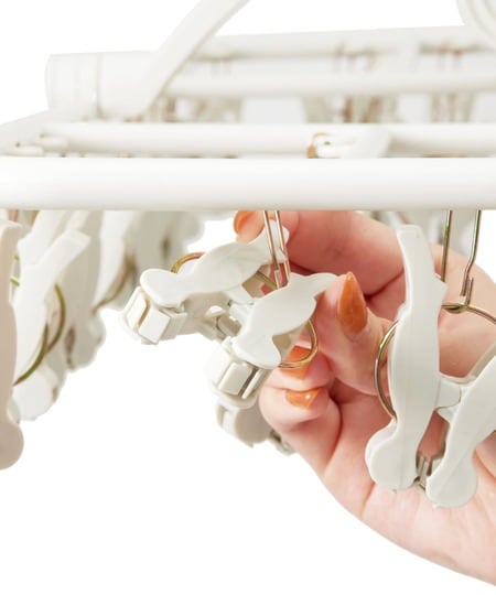 引っ張るだけ44ピンチハンガー