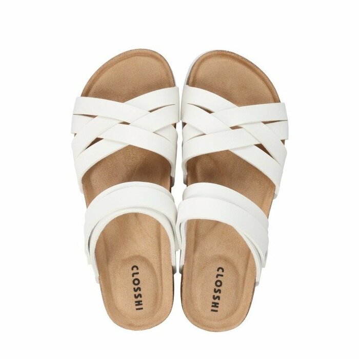 長時間の着用でも清潔感を維持しやすいのが魅力です