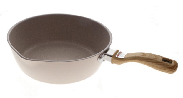 出所：株式会社コメリ